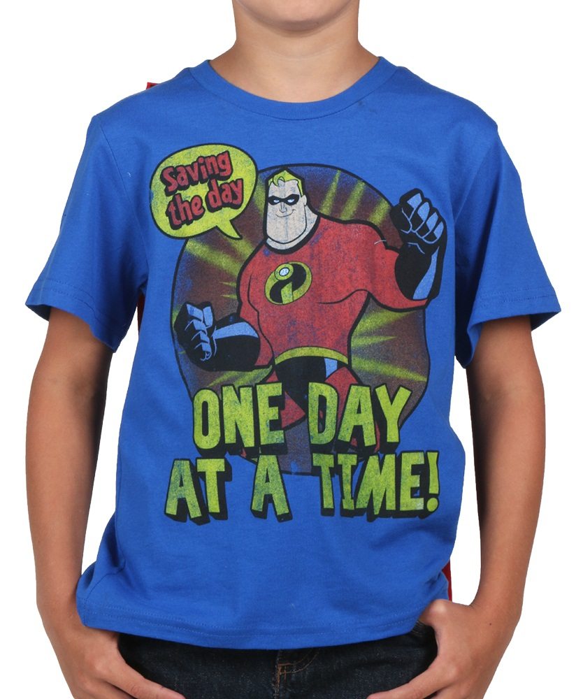 incredibles-hero-dad-juvy-cape-t-shirt