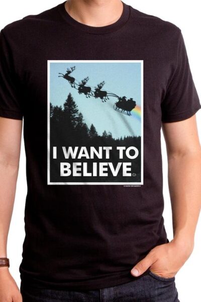 I WANT TO BELIEVE IN SANTA MEN’S T-SHIRT