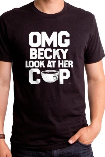 LOOK AT HER CUP MEN’S T-SHIRT