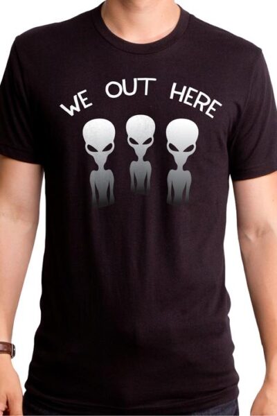 WE OUT HERE MEN’S T-SHIRT