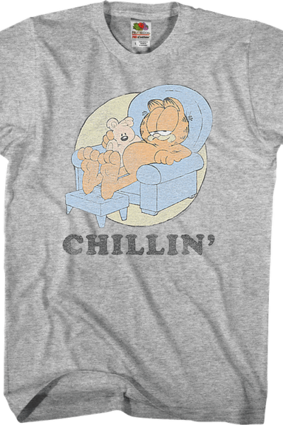 Chillin’ Garfield T-Shirt