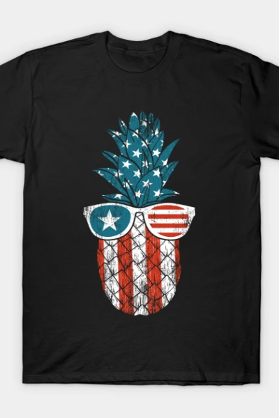 Pineapple in USA Flag Sunglasses American 4th of July Patriotic Gift T-Shirt